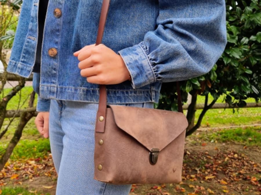 Atelier création d'un sac en cuir à Caen (14)