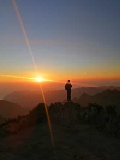 Randonnée privée au lever du soleil sur le Pico Ruivo avec prise en charge à l'hôtel