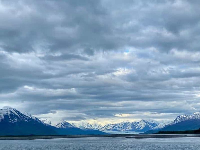 Alaska : Visite guidée d'une demi-journée en paddle sur la rivière Knik