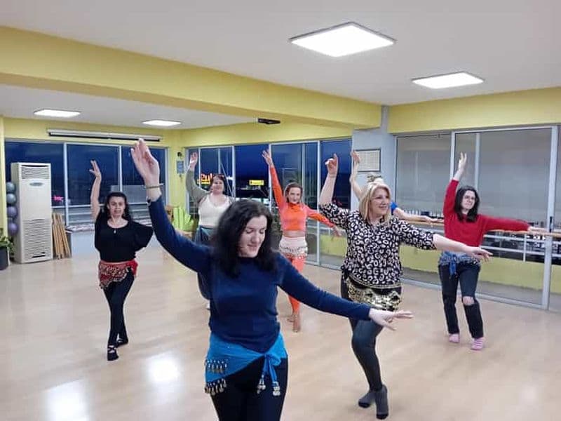 Athènes : cours de danse orientale avec friandises
