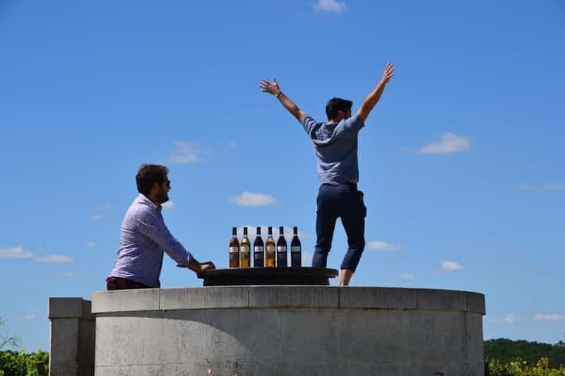 Cognac: Balade dans le vignoble en 4x4 et cocktail