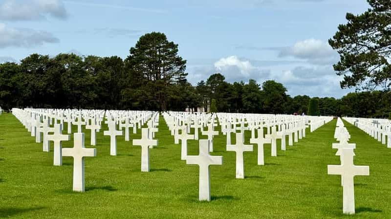 Comprendre le D-Day : Visite guidée d'Omaha Beach et du Cimetière américain