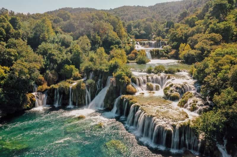 Au départ de Split : visite des chutes de Krka avec croisière en bateau et baignade