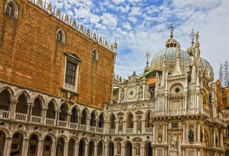 Venise : La basilique Saint-Marc, le palais des Doges et la fabrique de verre