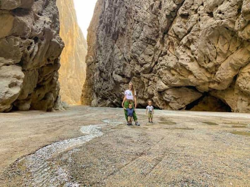 Explorez l'ancienne terre de Midian& Split Rock of Mose's