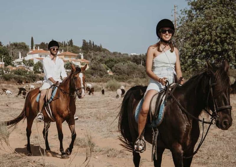 Au départ d'Albufeira : balade à cheval avec prise en charge