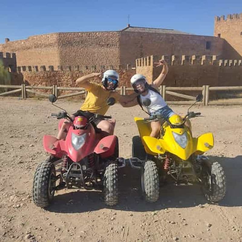 Itinéraire guidé en quad jusqu'au château de Peñarroya depuis Argamasilla de Alba