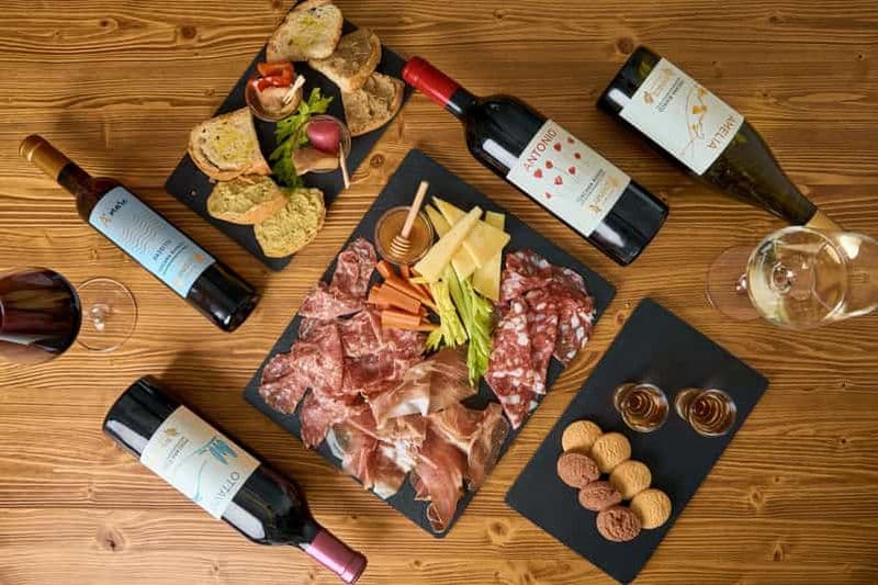 Chianni : dégustation de vins et d'huiles avec déjeuner ou dîner
