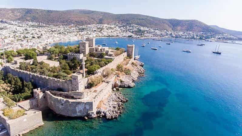 Depuis Kos : visite en bus de Bodrum avec ferry aller-retour et prise en charge