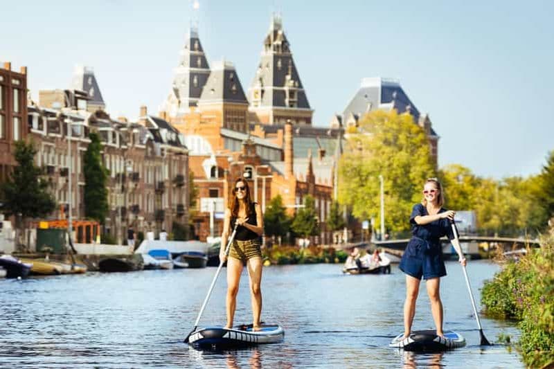 Amsterdam : Louez un SUP Board et explorez les canaux d'Amsterdam