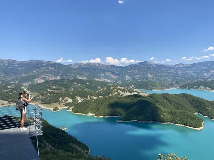 Depuis Tirana : Randonnée au lac Bovilla avec prise en charge à l'hôtel