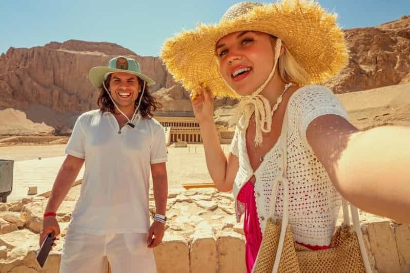 Billet Hurghada : excursion d'une journée à Louxor en petit groupe et vol en montgolfière au lever du soleil