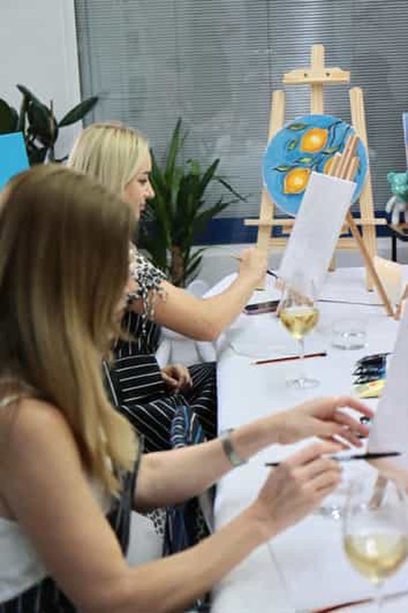 Alicante : atelier de vin et de peinture d'art-thérapie