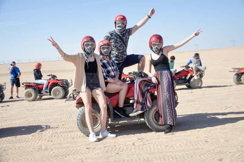 Sharm El Sheikh : Safari en quad, parachute ascensionnel, bateau en verre et déjeuner