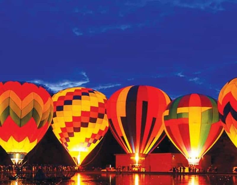 Expérience en montgolfière : aventure aérienne guidée au Qatar