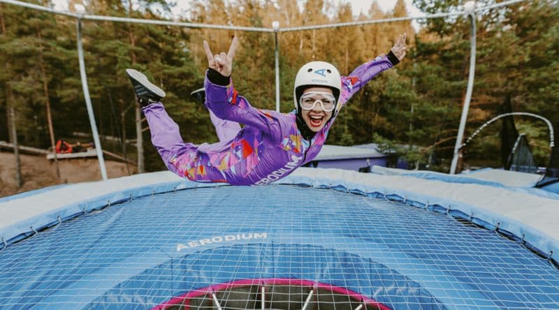 Vol en chute libre : expérience dans la soufflerie Aerodium en Lettonie