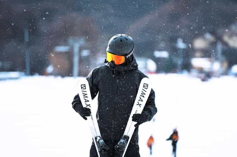 Depuis Séoul : excursion à la station de ski Elysian (forfait complet ski et snowboard)