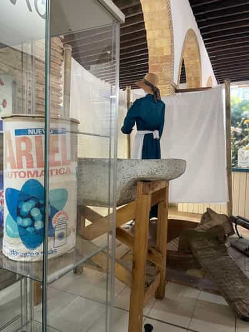 Centre espagnol du savon : Entrée