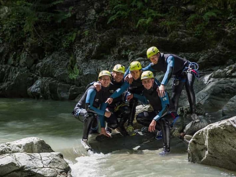 Pyrénées françaises : Demi-journée de canyoning