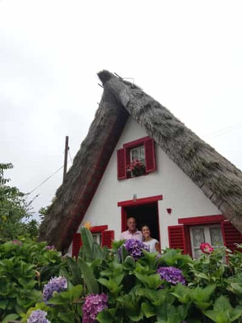 Est : Circuit en 4x4 | Pico do Areeiro | Maisons typiques de Santana