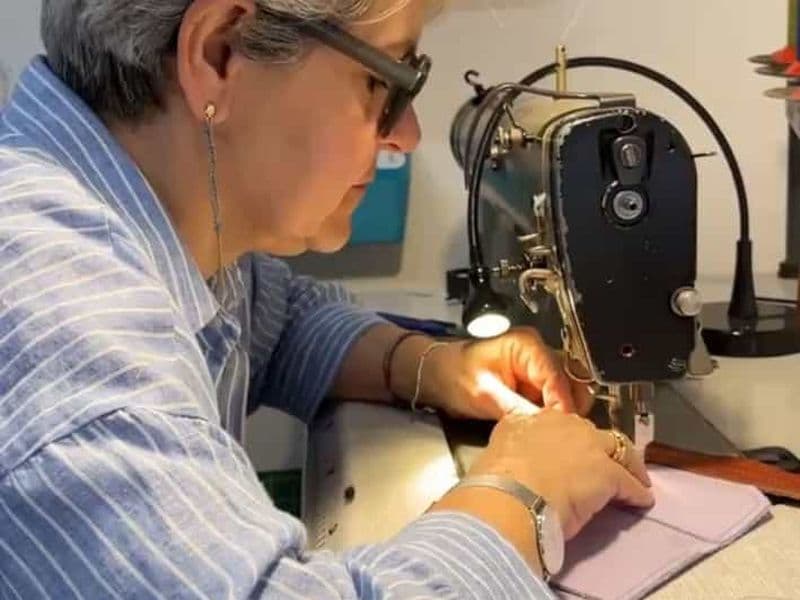 Atelier de fabrication de portefeuilles en cuir à Vérone