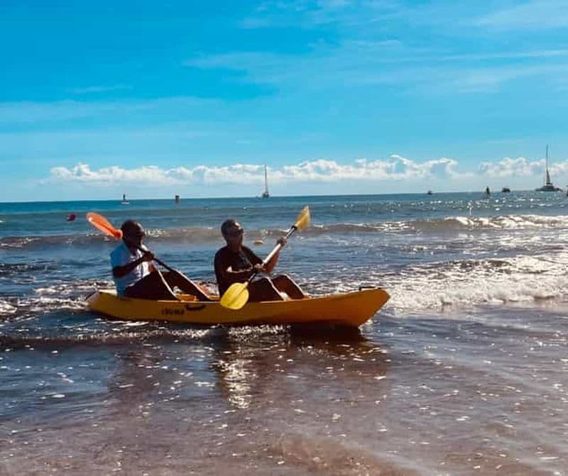 Baie d'Alicante : excursion en kayak au coucher du soleil avec plongée en apnée