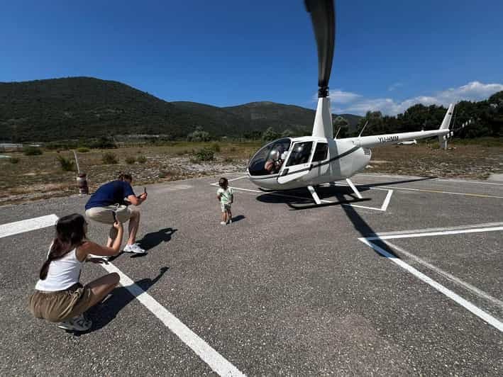 Podgorica : Visite privée en hélicoptère du lac Skadar et de Budva