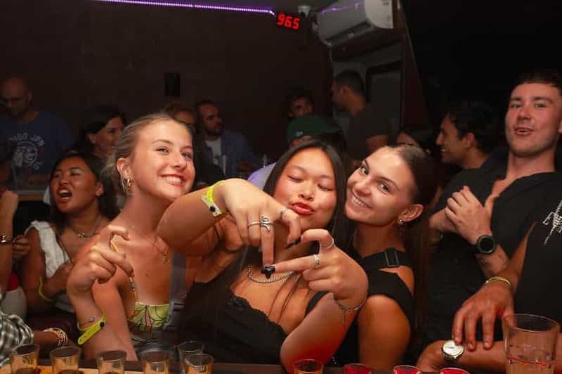 Billet Nice : tournée des bars orange avec 5 shots gratuits et entrée VIP en boîte de nuit