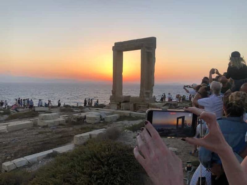 Naxos : Vieille ville, château et Portara visite guidée au coucher du soleil