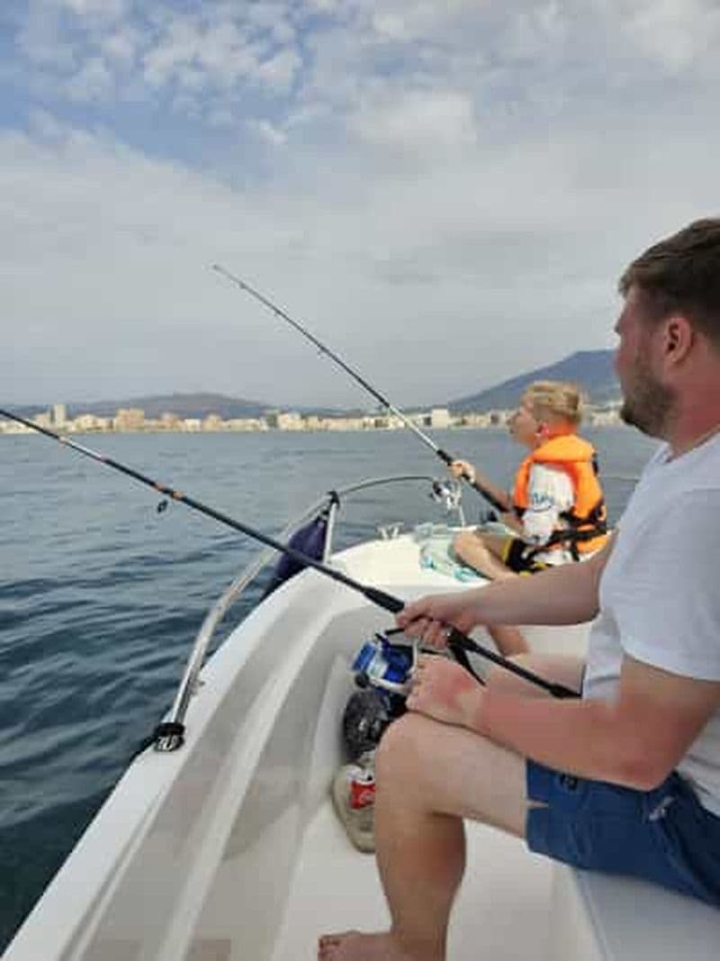 Fuengirola : sortie de pêche avec boissons et équipement
