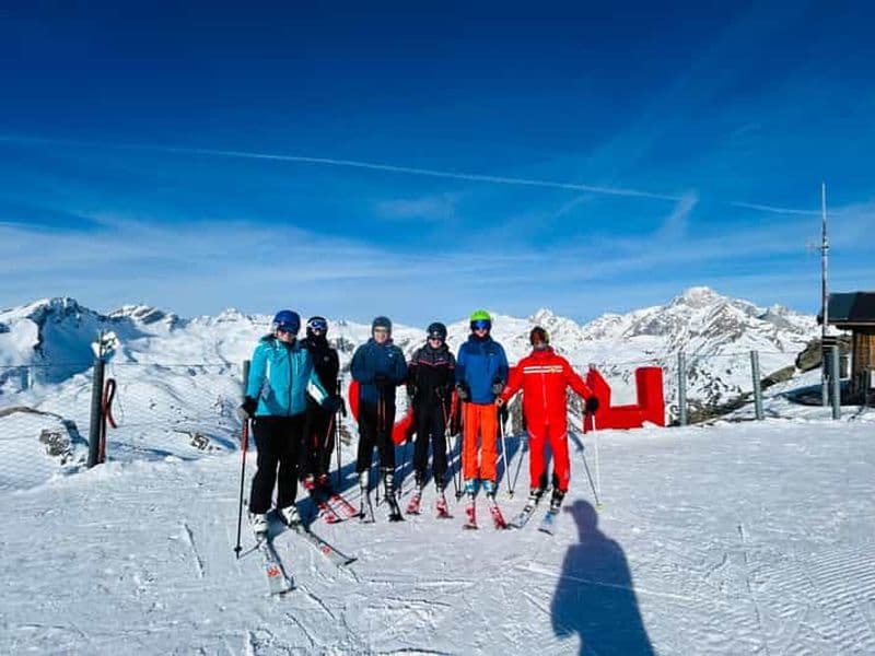 Courmayeur : visite guidée d'une demi-journée à ski avec moniteur