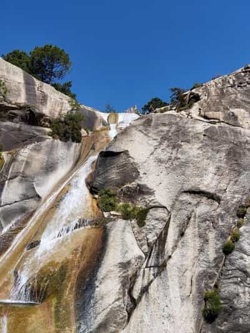 Canyon de La Purcaraccia dans les aiguilles de Bavella