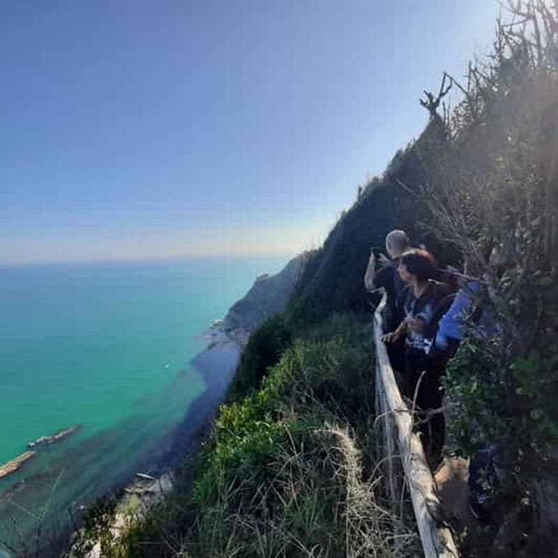 Ancône : visite urbaine avec dégustation de vins et de mets