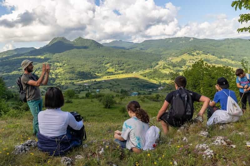 atelier de fabrication de fromage, excursion et dégustation dans le parc de la Maiella.