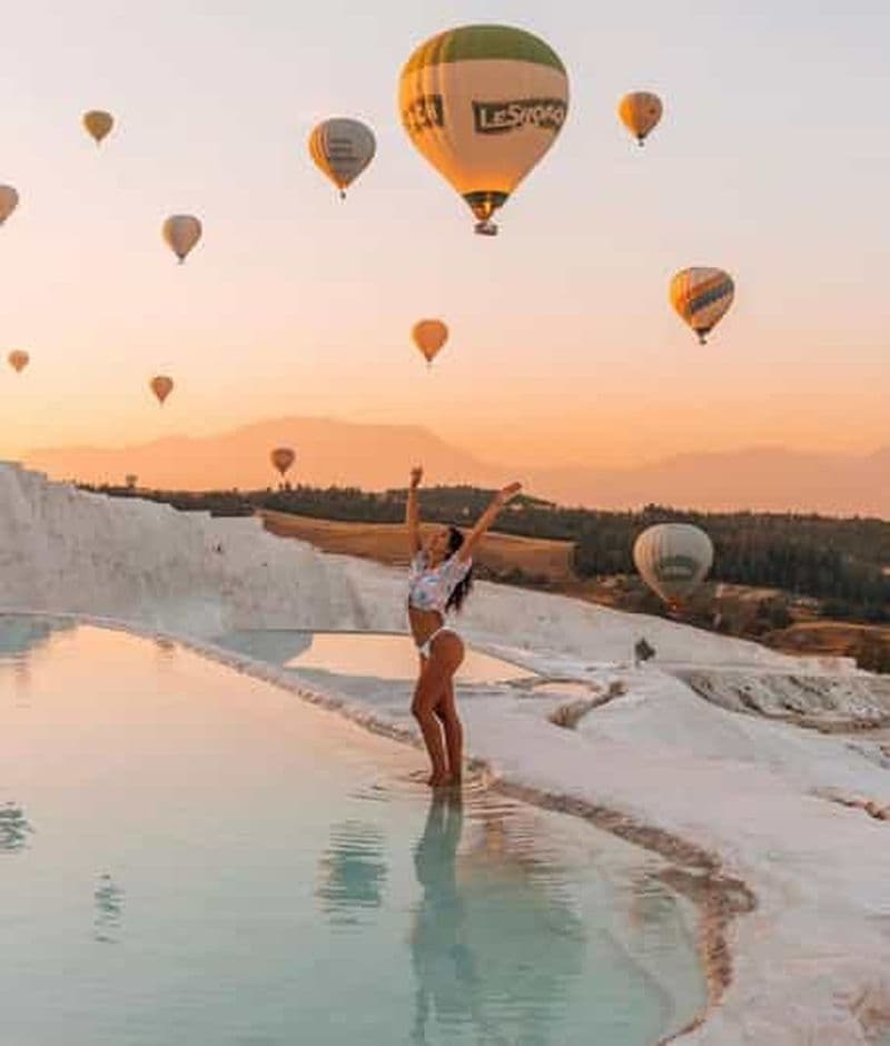 Antalya : Visite guidée de Pamukkale avec vol en montgolfière en option.