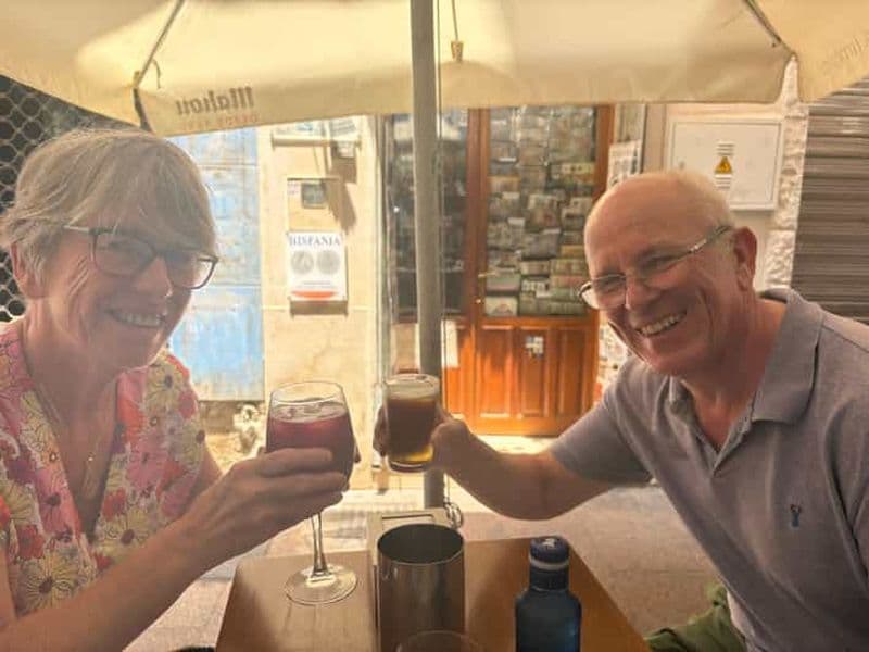 Almería : visite guidée à pied de la ville et dégustation de tapas