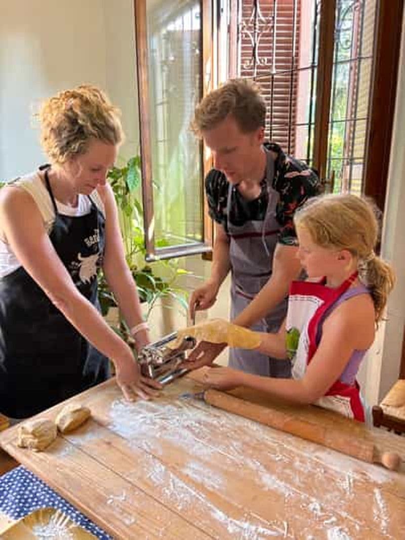 Reggio Emilia : dégustation de fromages locaux et cours de cuisine sur les tortelli