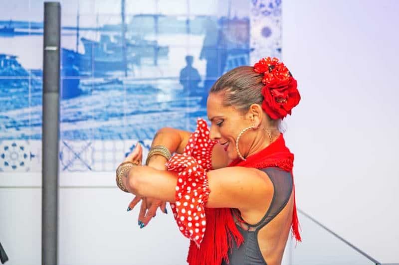 Portimão : Nuits espagnoles : danse sévillane et dégustation de tapas