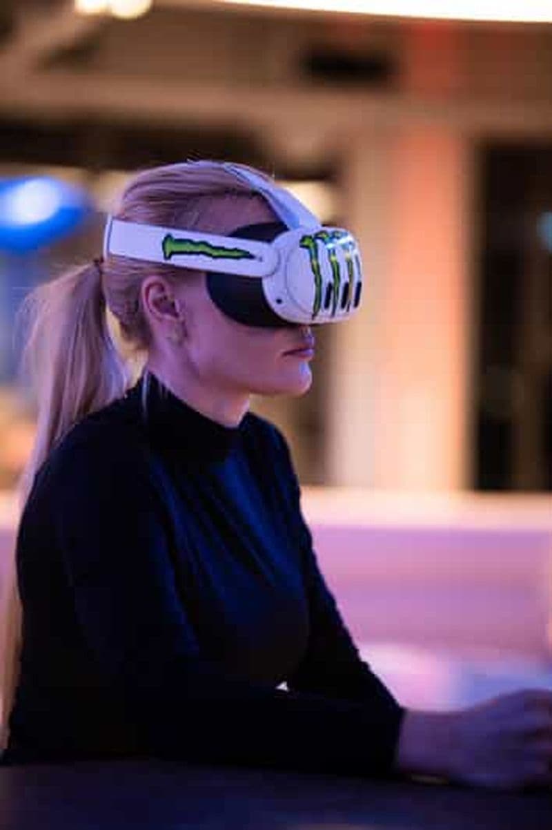 Sibiu : expérience de réalité virtuelle dans un salon luxueux sur le toit