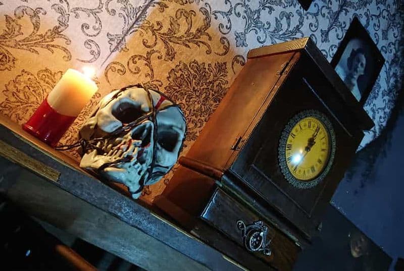 Madrid : Escape Room effrayante "The Haunted Box" (La boîte hantée)