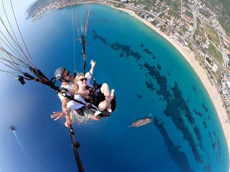Alanya : Vol en parapente en tandem vers la plage de Cleopatra