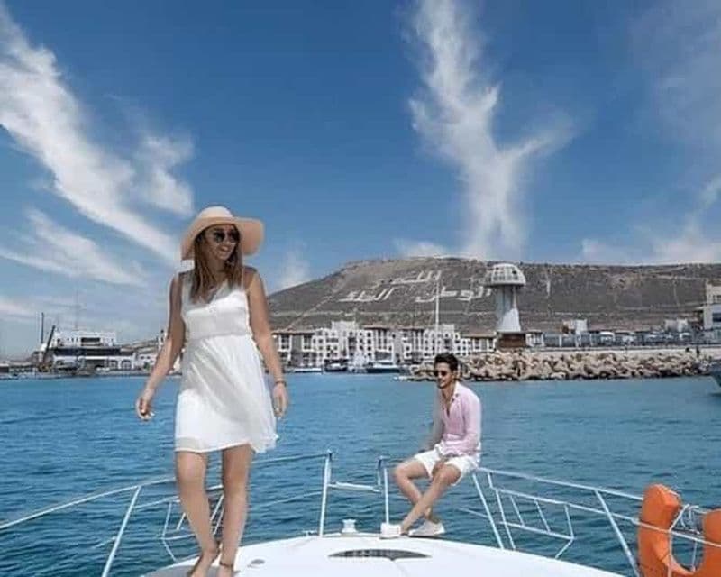 Excursion d'une demi-journée en bateau à Agadir : pêche, baignade et barbecue de poisson frais