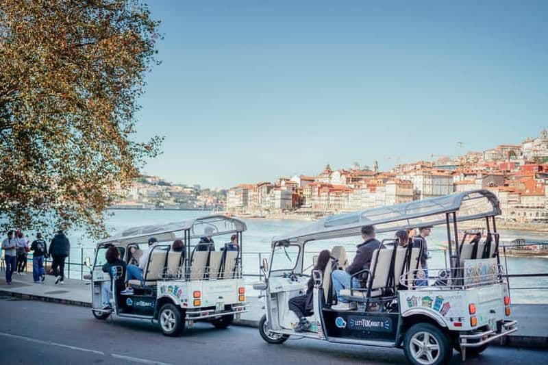 Porto : Visite en tuk-tuk de la ville à l'océan