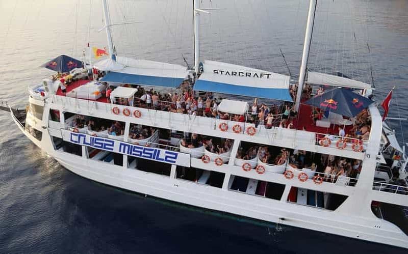 Alanya : tour en bateau de luxe tout compris avec DJ et soirée