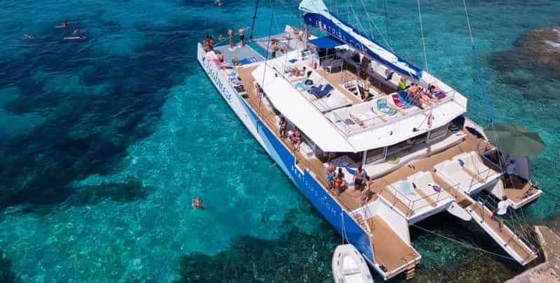 Malte : Lagon bleu, plages et baies en catamaran