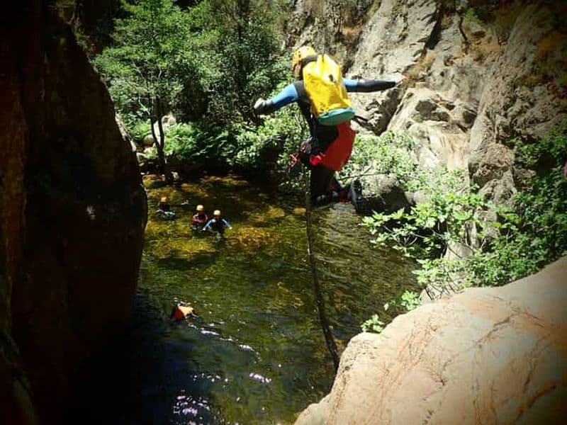 Propriano : Canyon de Baracci Canyoning pour débutants