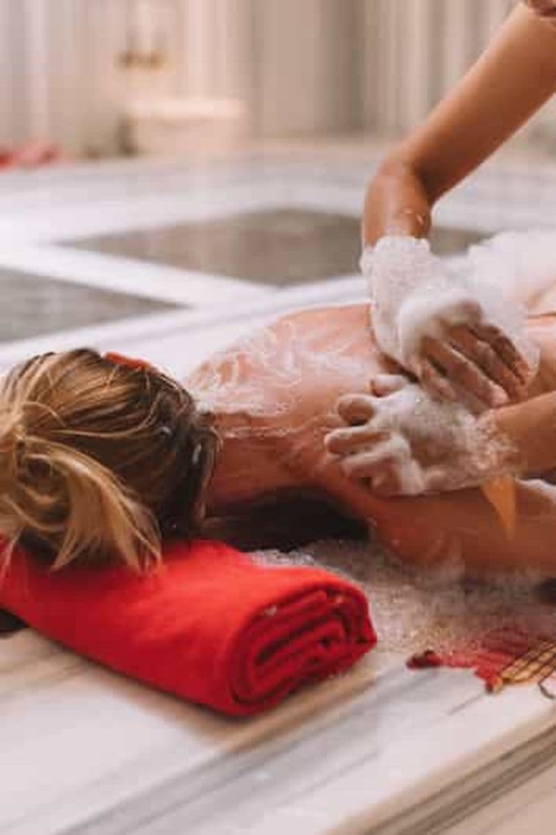 Hammam turc avec gommage et massage moussant en Cappadoce