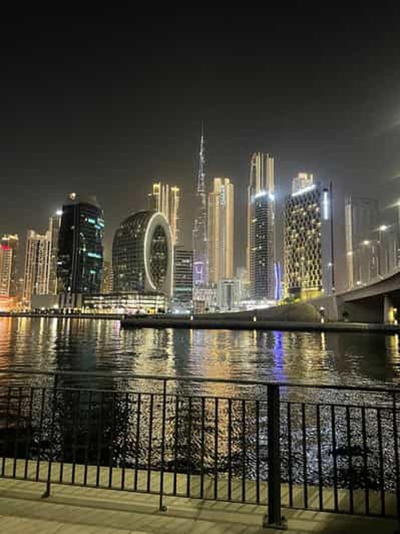 Tour de ville à vélo à Dubaï : Une expérience étonnante en soirée