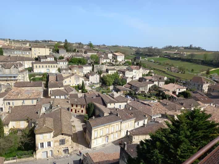 Profitez de Saint-Emilion avec une dégustation de vins en 5 heures.