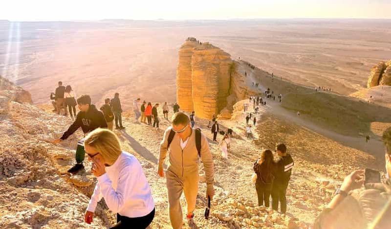 Riyad : au bout du monde et sanctuaire des cerfs, excursion en 4x4 hors route